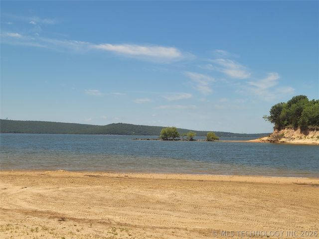 425126 E 1168 Road, Eufaula, OK 74432