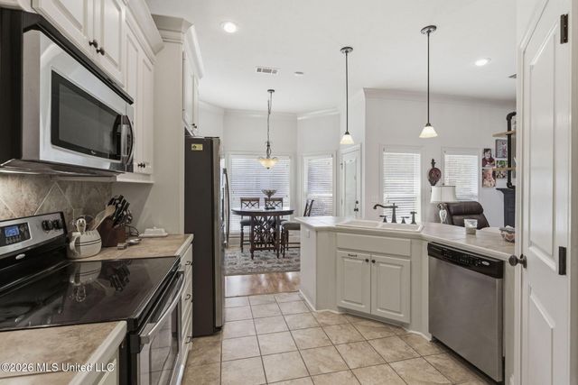 207 Glensview Cove, Brandon, MS 39047