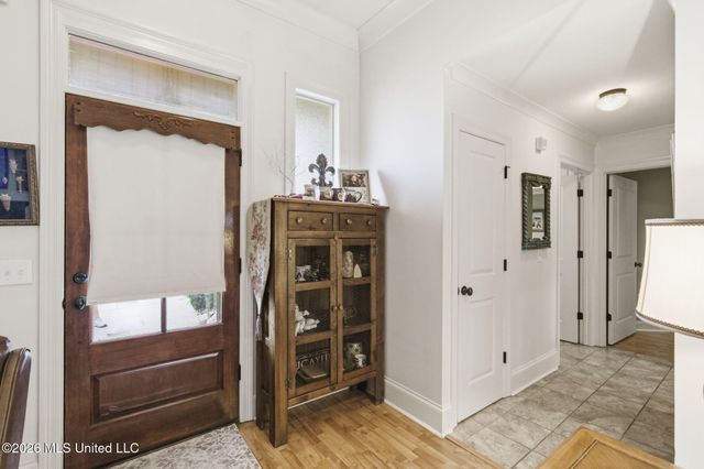 207 Glensview Cove, Brandon, MS 39047