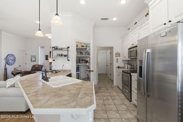 207 Glensview Cove, Brandon, MS 39047