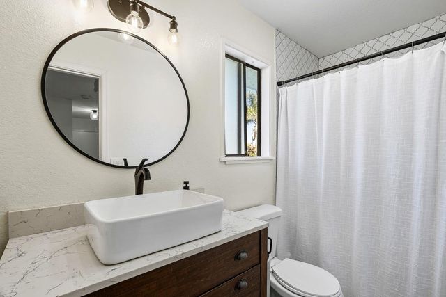 1850 Highland Drive, Hollister, CA 95023