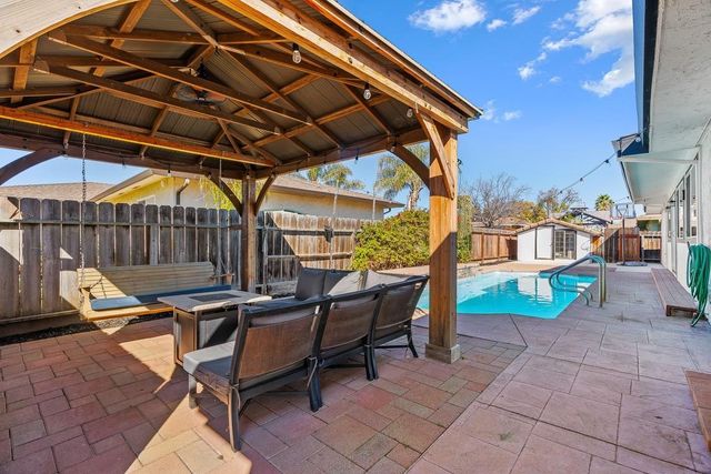 1850 Highland Drive, Hollister, CA 95023