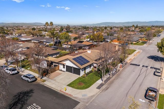 1850 Highland Drive, Hollister, CA 95023