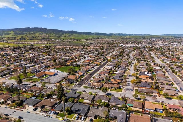 1850 Highland Drive, Hollister, CA 95023