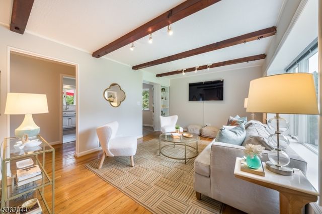 27 Brook Rd, New Providence Boro, NJ 07974