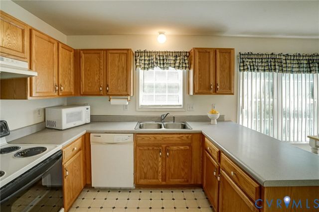 10609 Shadrach Ct, Glen Allen, VA 23059