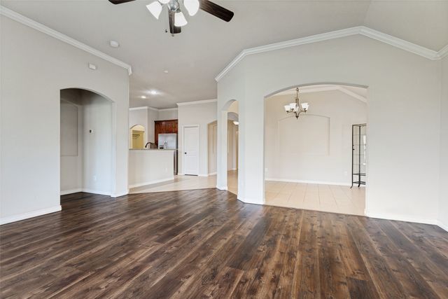 6033 Paddlefish Drive, Fort Worth, TX 76179