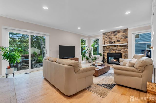 14 Hancock Court, Plainsboro, NJ 08536