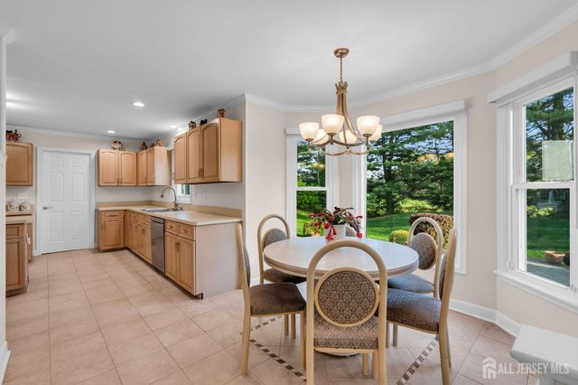 14 Hancock Court, Plainsboro, NJ 08536