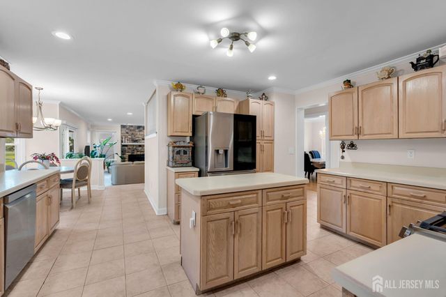 14 Hancock Court, Plainsboro, NJ 08536