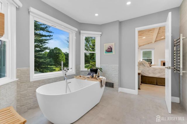 14 Hancock Court, Plainsboro, NJ 08536