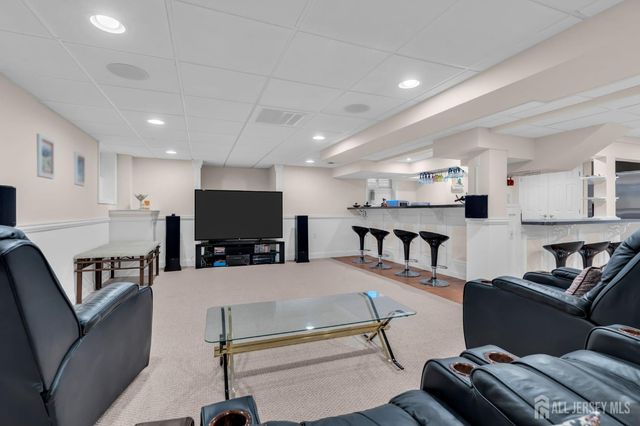 14 Hancock Court, Plainsboro, NJ 08536