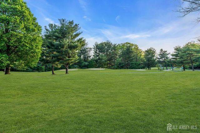 14 Hancock Court, Plainsboro, NJ 08536