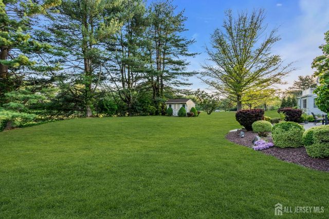 14 Hancock Court, Plainsboro, NJ 08536