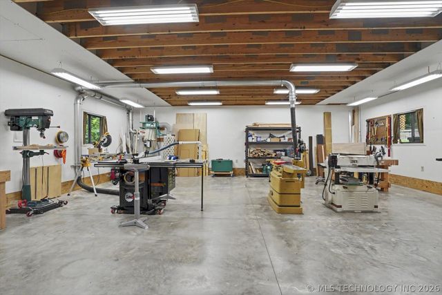 4005 E 107th Street, Tulsa, OK 74137