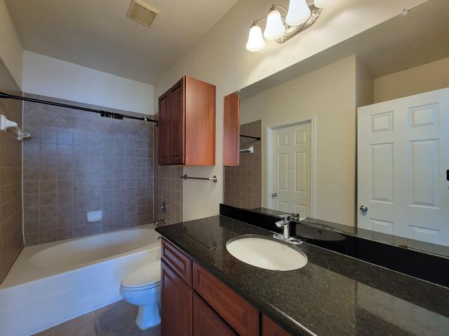 9200 Westheimer Road 305, Houston, TX 77063