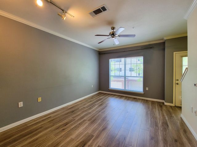 9200 Westheimer Road 305, Houston, TX 77063