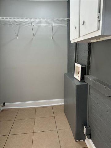 2415 Crestview Avenue, Atlanta, GA 30032