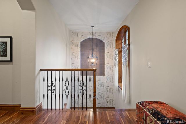 976 COUNTRY CLUB Parkway, Castle Rock, CO 80108