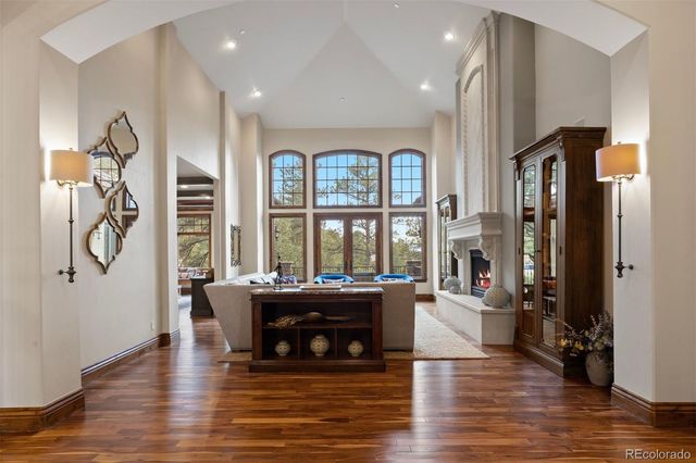 976 COUNTRY CLUB Parkway, Castle Rock, CO 80108