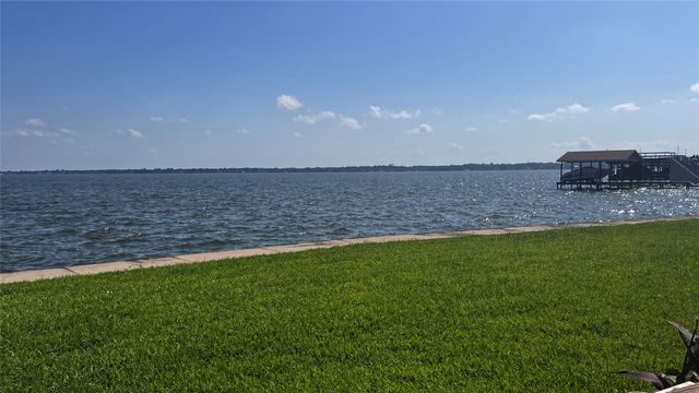 161 Palisade Drive, Mabank, TX 75156