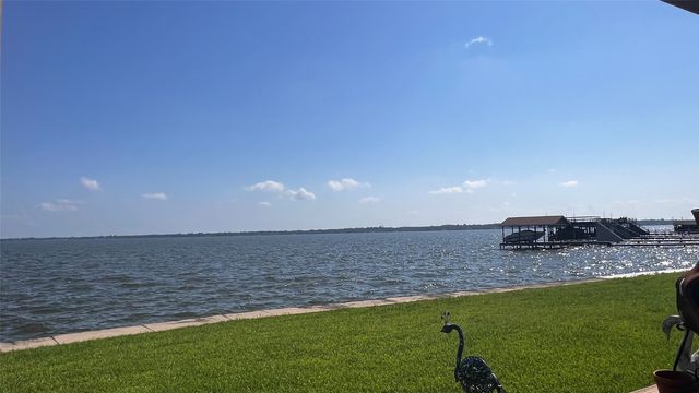 161 Palisade Drive, Mabank, TX 75156