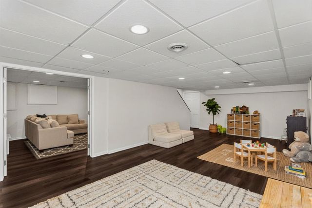3850 Dauphine Avenue, Northbrook, IL 60062