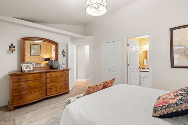 1515 Panoramic Loop, Grants Pass, OR 97527