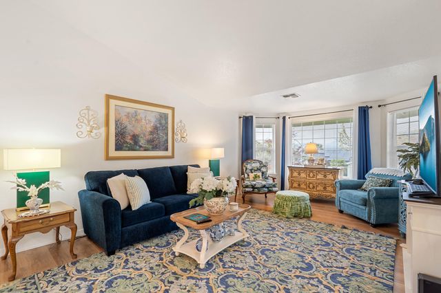 1515 Panoramic Loop, Grants Pass, OR 97527