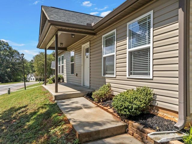365 Half Rock Circle, Lyman, SC 29365