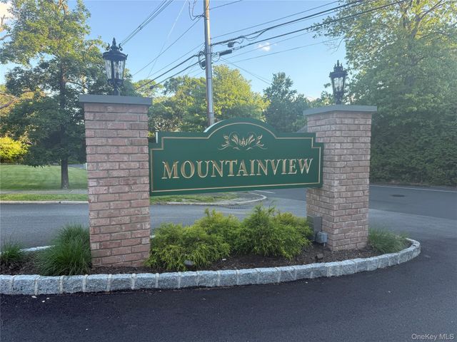 188 Sierra Vista Lane, Valley Cottage, NY 10989