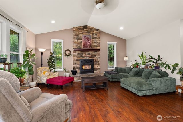 113 35 Hazel Drive, Chehalis, WA 98532