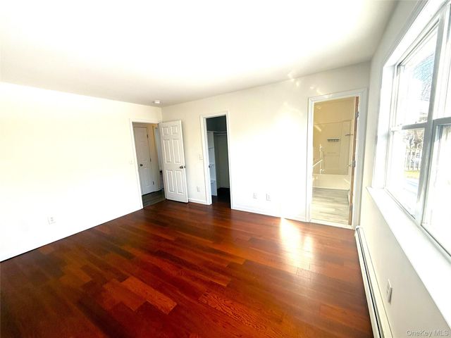 2 New Street, Holtsville, NY 11742