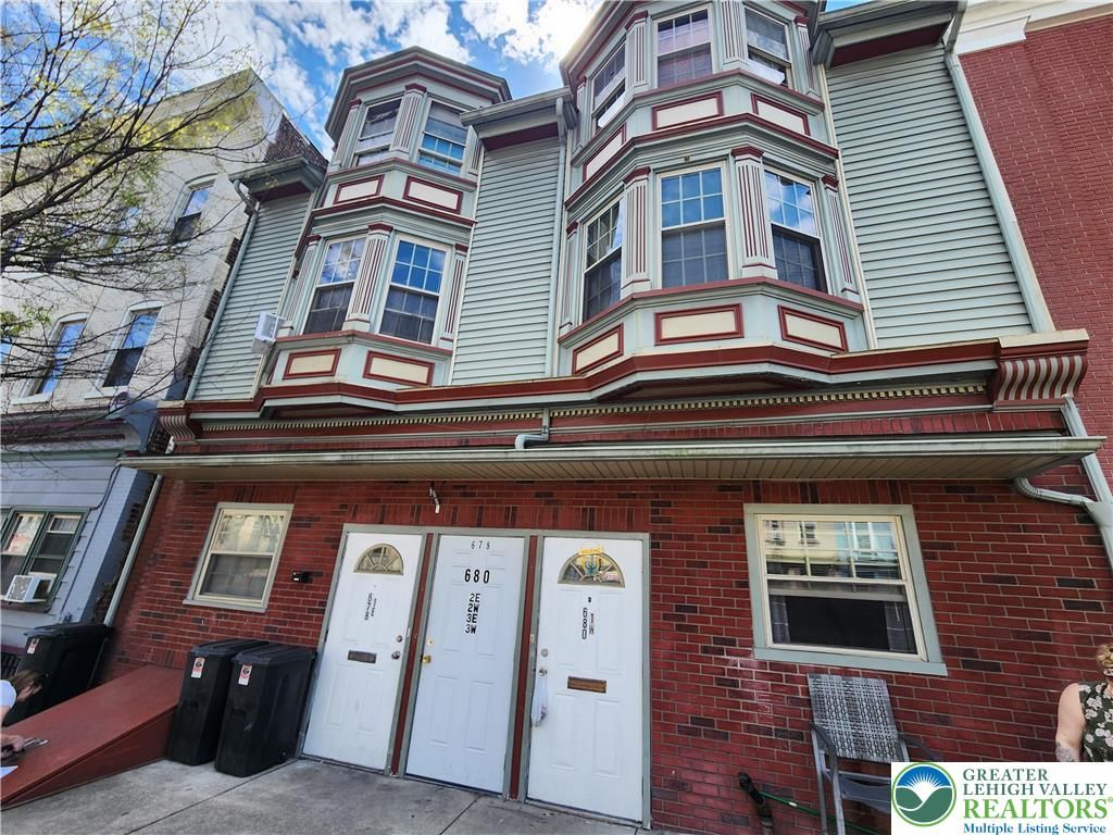 678 Northampton Street 3W, Easton, PA 18042