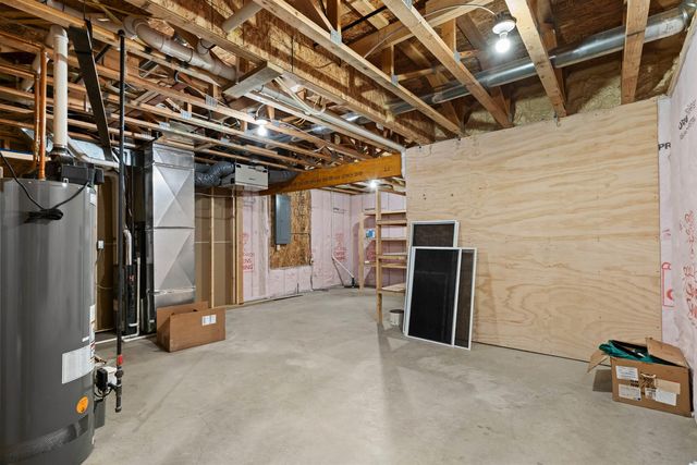 405 Tumbleweed Trail, Waverly, IA 50677