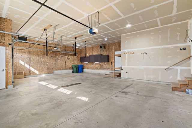 405 Tumbleweed Trail, Waverly, IA 50677