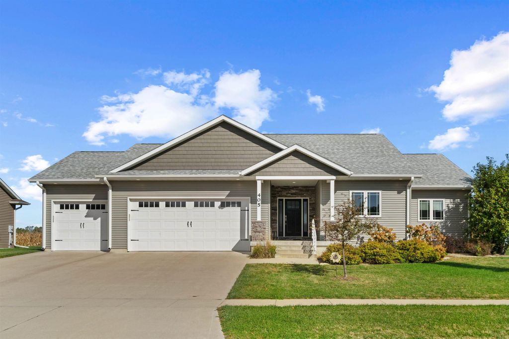 405 Tumbleweed Trail, Waverly, IA 50677
