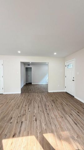 589 ELBRIDGE RD, Morrisville, PA 19067