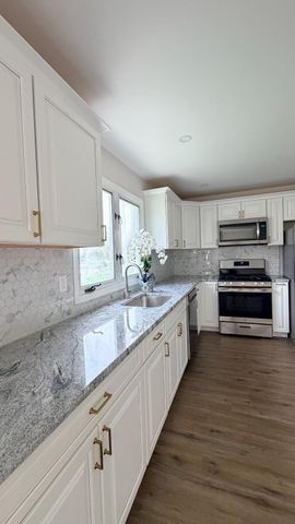 589 ELBRIDGE RD, Morrisville, PA 19067