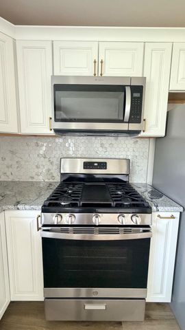 589 ELBRIDGE RD, Morrisville, PA 19067