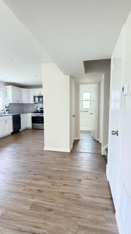 589 ELBRIDGE RD, Morrisville, PA 19067