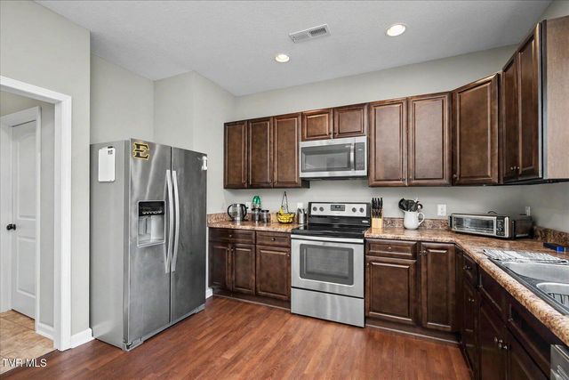 1155 Martingale Square, Kingsport, TN 37663