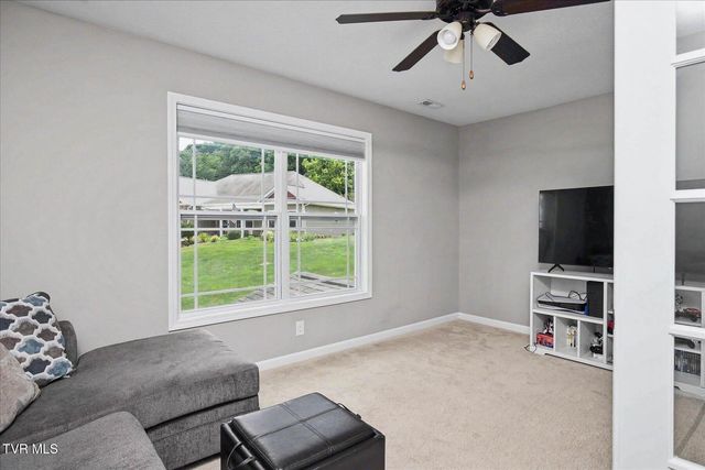 1155 Martingale Square, Kingsport, TN 37663