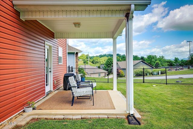 1155 Martingale Square, Kingsport, TN 37663