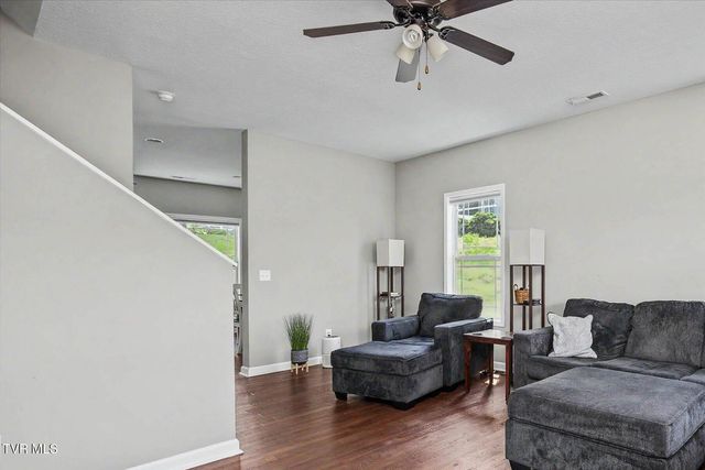 1155 Martingale Square, Kingsport, TN 37663