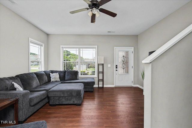 1155 Martingale Square, Kingsport, TN 37663