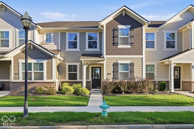 7218 Governors Row, Avon, IN 46123