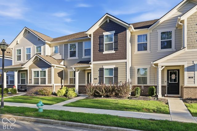 7218 Governors Row, Avon, IN 46123