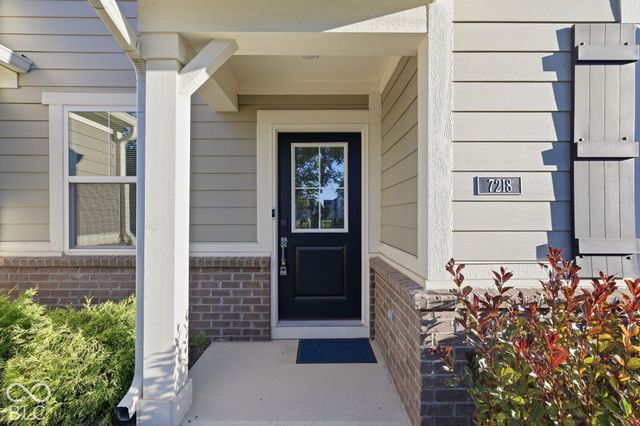 7218 Governors Row, Avon, IN 46123