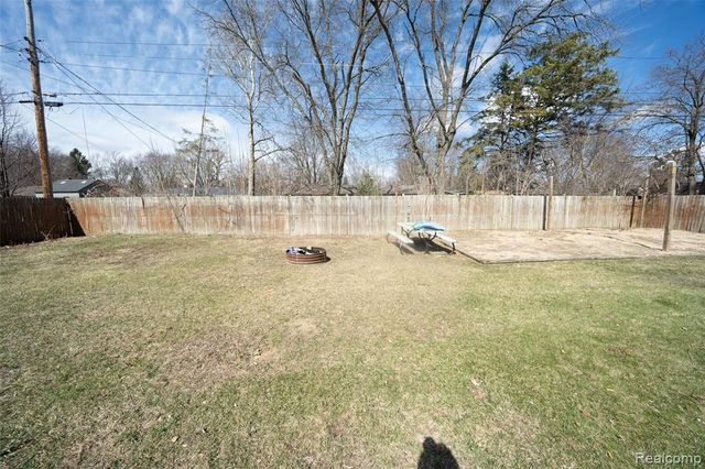 1117 Glendale Street, Midland, MI 48642